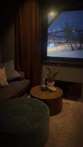 Anna's Apartment, Tromsdalen
